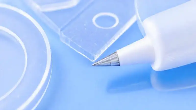 PETG detallado con adhesivos y luz