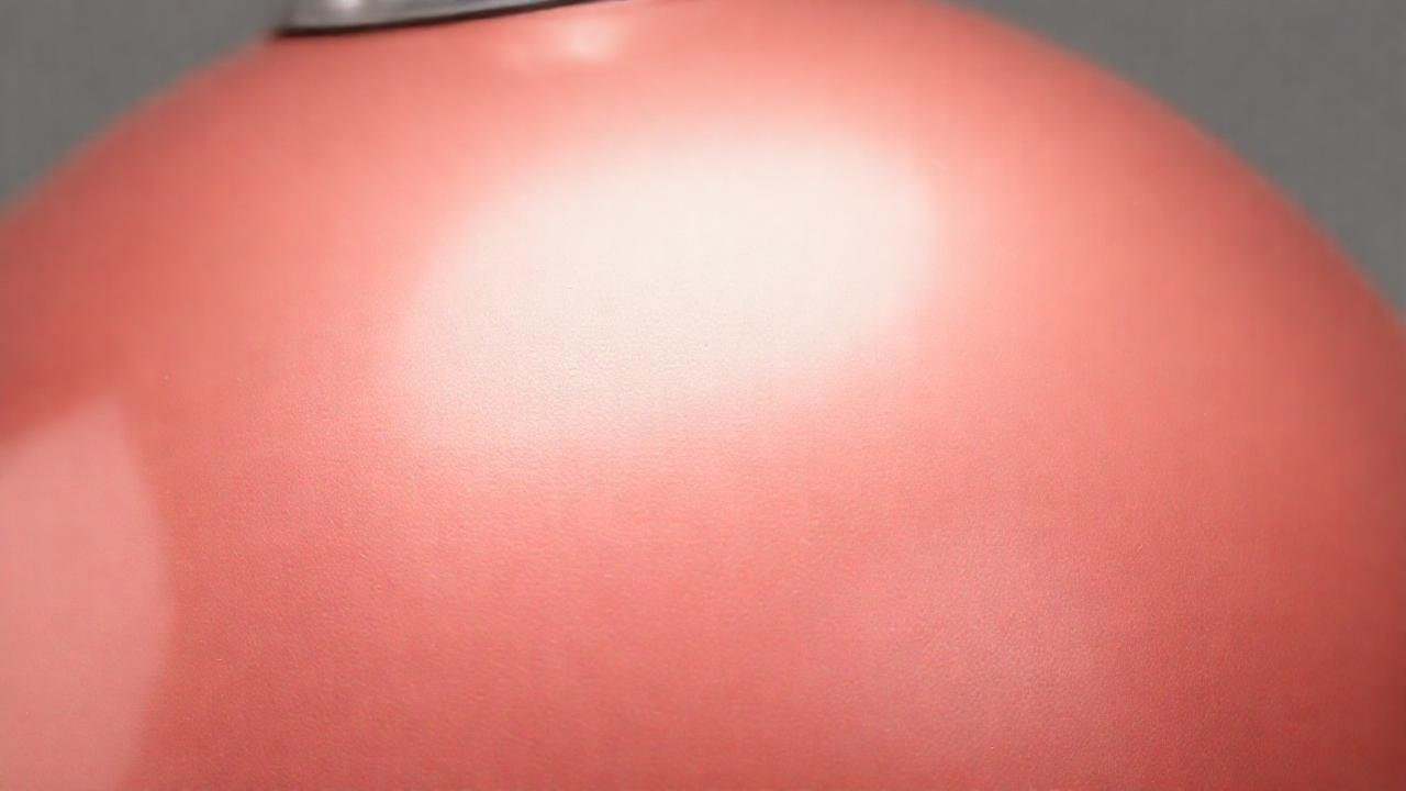 Modelo 3D brillante, textura satinada y renderizado